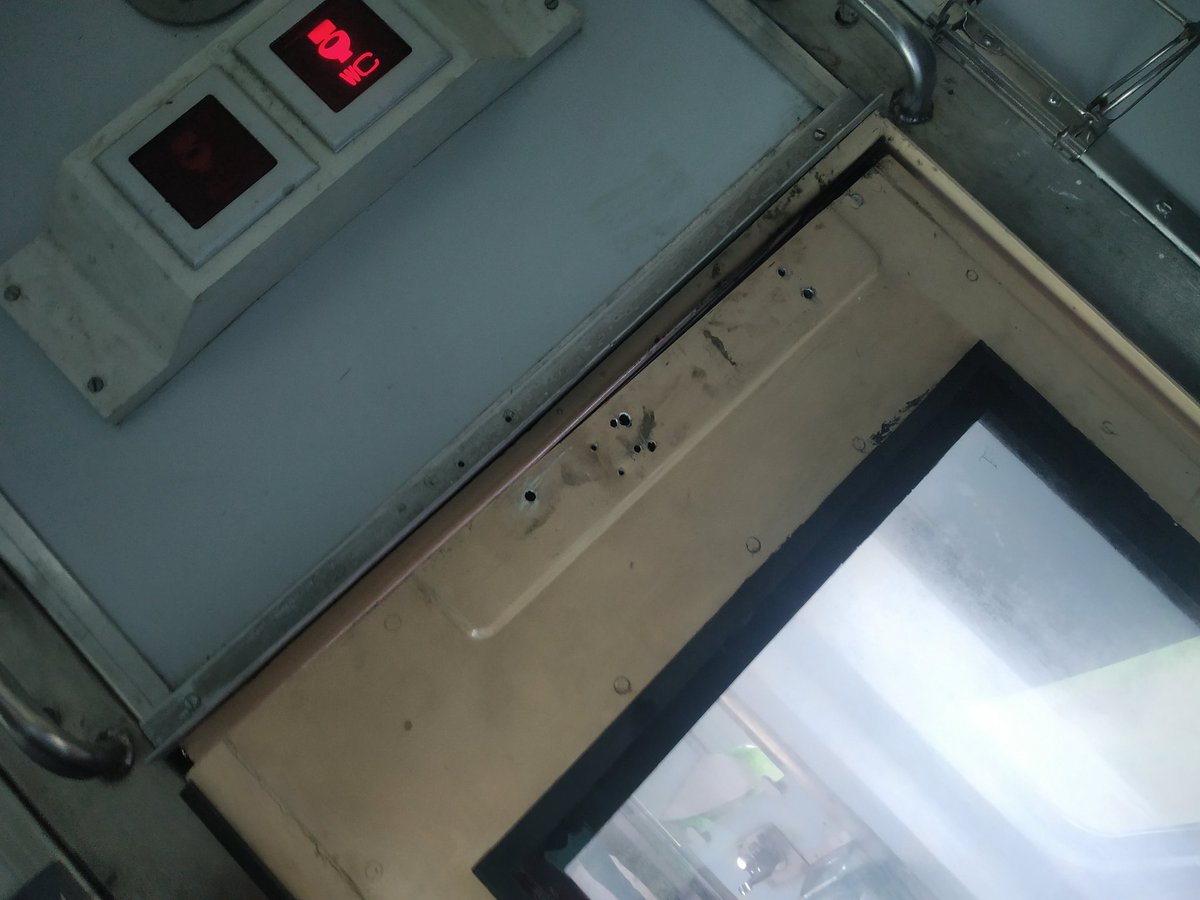 narayanlal11's tweet photo. Train nu 06210  B4. Door spring problem please reaipr immediately very problem https://t.co/c4sHO5X4b1