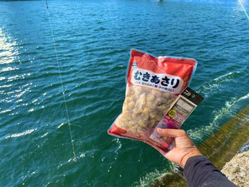 業務スーパーは釣りエサの宝庫 釣りエサは業務スーパーが一番強いな むきあさりで魚が大漁に釣れる 2 2 いまトピ