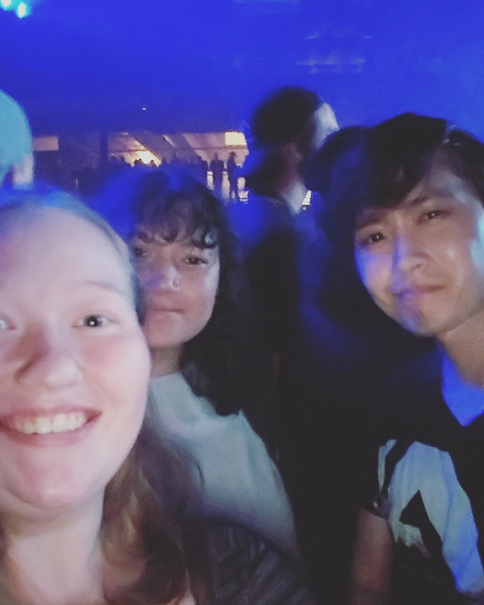 yee_aaron's tweet photo. Though our group was bit scattered, we had a great time at the Lifeforms Tour 2021! @AVABandOfficial @badsuns @1990nowhere #angelsandairwaves #badsuns #1990n0where #lifeformstour #lifeformstour2021 https://t.co/JipqlnIl2j