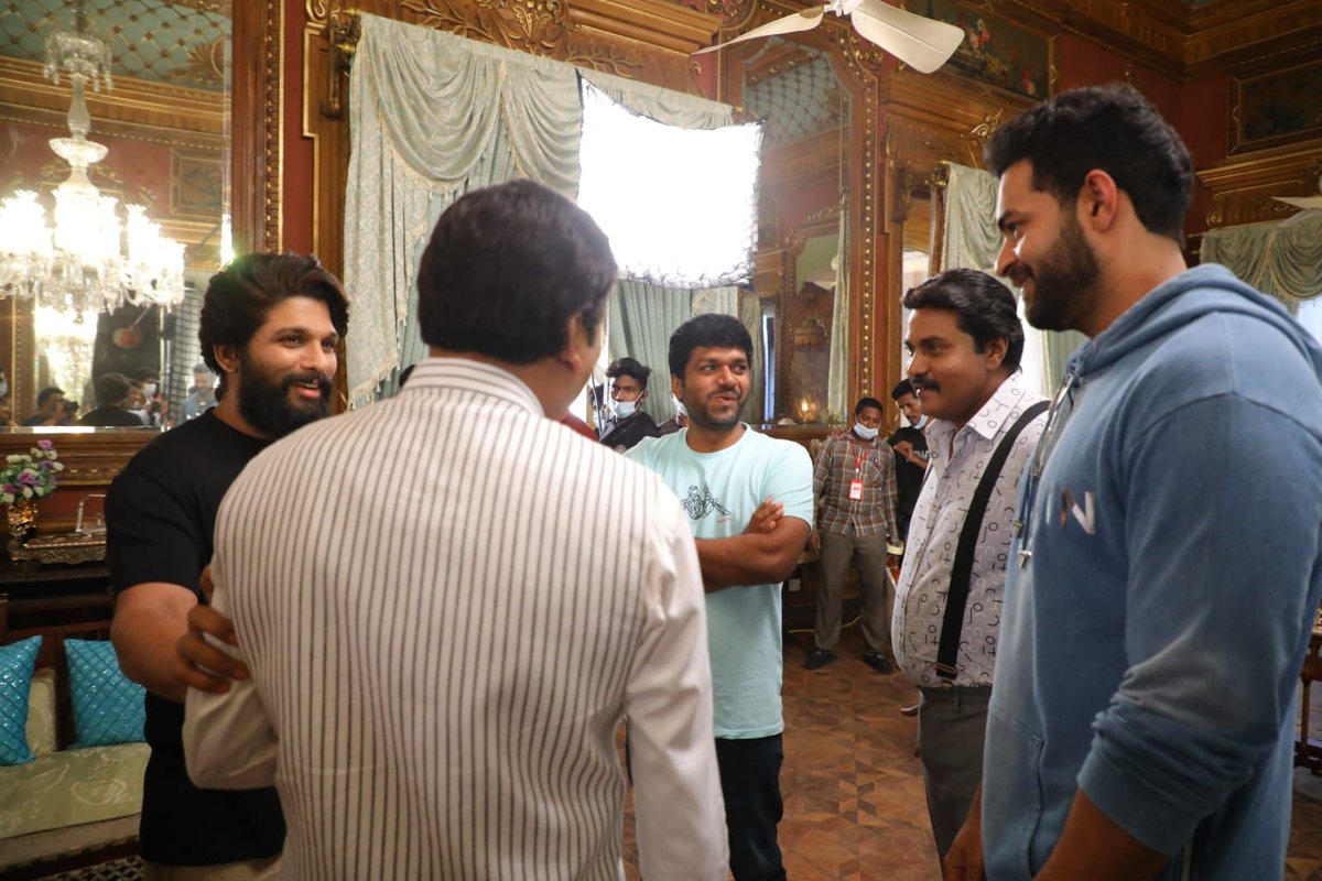 Vinaykumararts's tweet photo. #PushpaRaj Arrives #F3Shoot https://t.co/cdeUNHUdaX