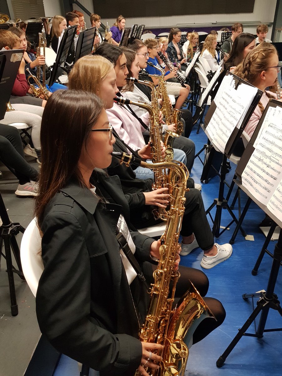 brentwood_band's tweet photo. Sax Appeal.
Do you currently play a sax?
You do then what are you doing tonight?
Wednesday night is band night. 7-9.
#Brentwood #Essex #MarchingBand #Music #hobby #Youth #altosax #sax #tsax
#teamwork #musicianship #discipline #repspect https://t.co/3orMJ6WF89