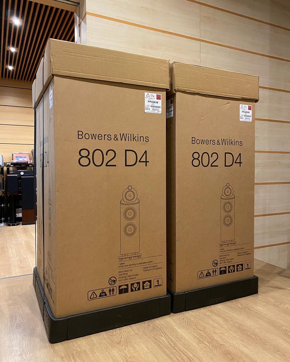 studio22madrid's tweet photo. Nuevas columnas B&W 802 D4 ya recibidas. En breve las pondremos en exposición para poder ser disfrutadas en Studio 22
#bowersandwilkins #bowerswilkins #800d4series #800d4 #802d4 #audiophile #altafidelidad @BowersWilkins @BowersWilkinsES https://t.co/LumdNYVhD8
