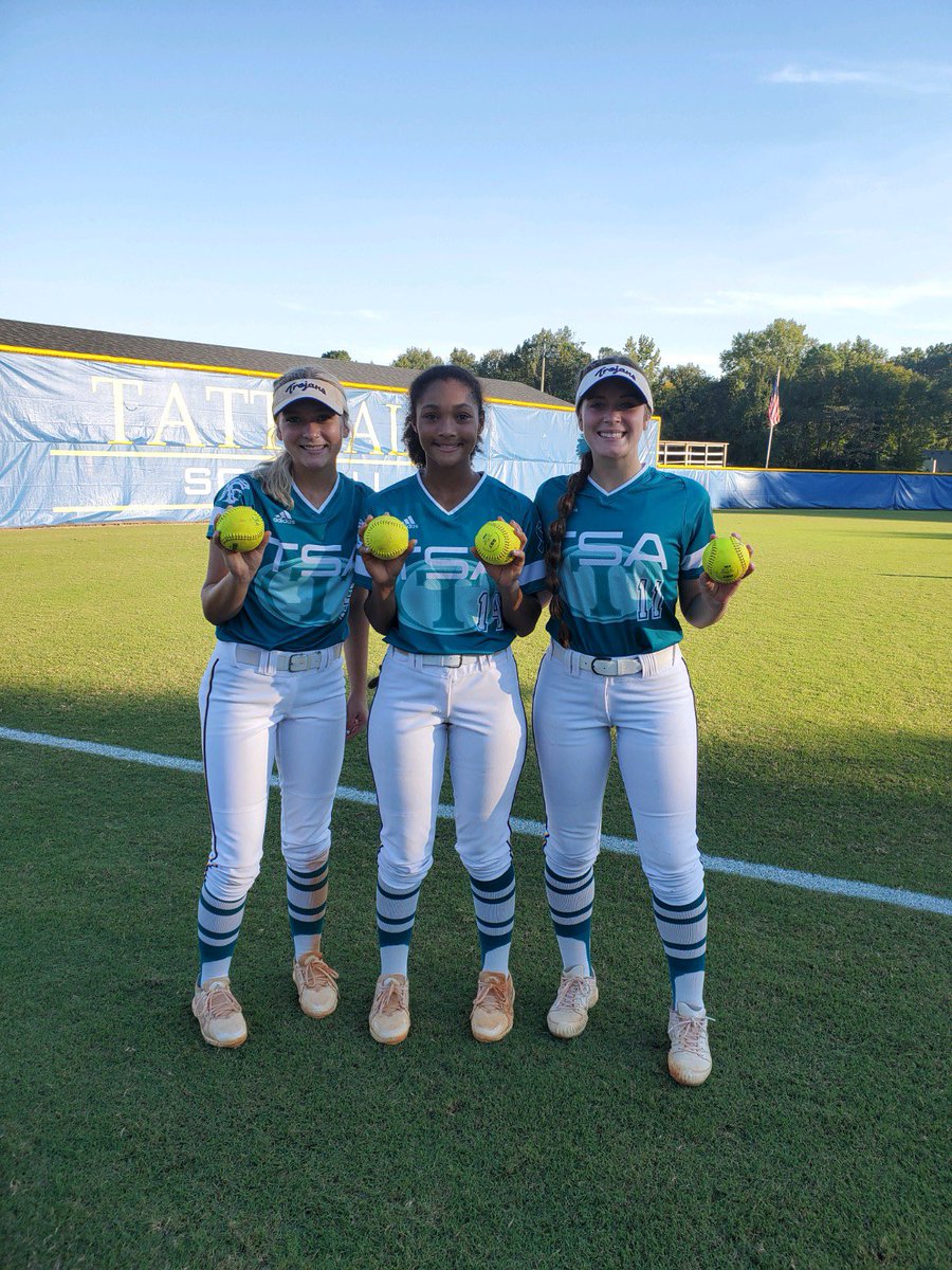 And that's another region win 15-0! 💙💛💙💛<a href="/ApplingGradie/">Gradie Appling</a> <a href="/HaileyAlexus1/">Hailey Daughtry 💫</a> <a href="/GMCJCSB/">Georgia Military College Softball</a> <a href="/tattnallsports/">TATTNALL ATHLETICS</a>