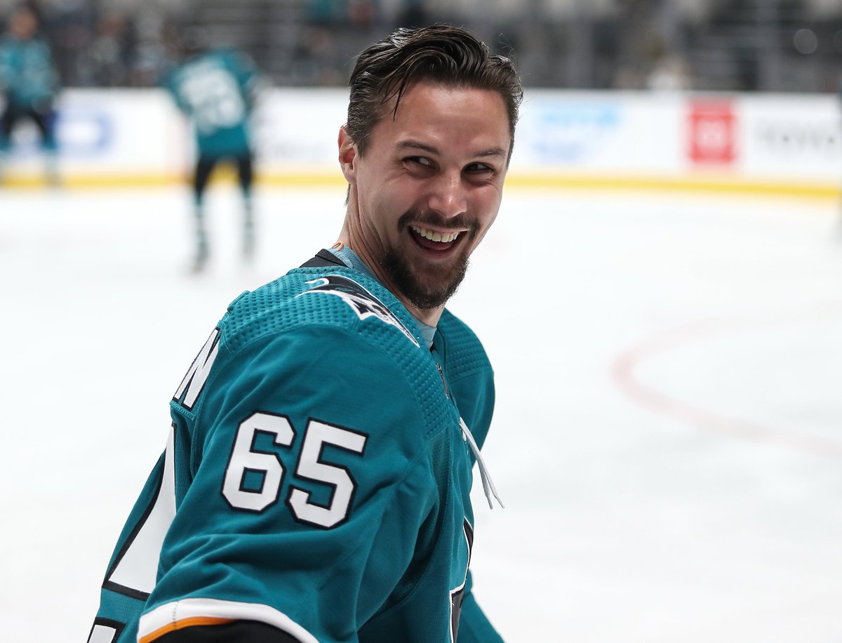 Burns, Karlsson Talk New Haircuts, Young Sharks