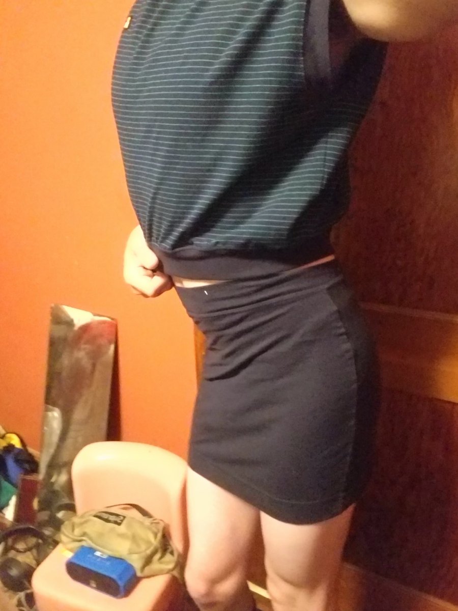 Ksissybunny's tweet photo. Crop tops and mini skirts are always lots of fun. #sissy #NYCsissy #femboi #sissyslut #sissyexpose #femboislut https://t.co/hVOMv9Gbzc