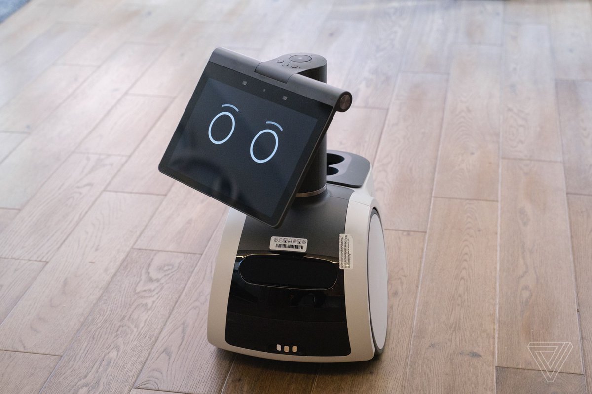 verge's tweet photo. Amazon Astro is ‘terrible’ and will ‘throw itself down’ stairs, developers reportedly claim https://t.co/aVAXLabz6M https://t.co/pwkIVDYcRX