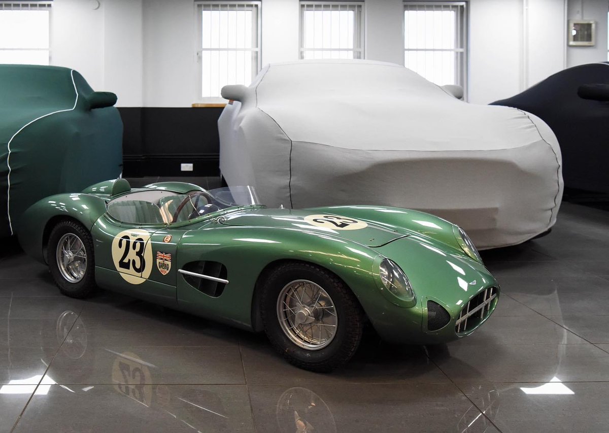 CarManToday's tweet photo. We’re looking after this stunning motorised DBR2 children’s car, it certainly does look good in the showroom.
#astonmartin #aston #dbr2 #racing #goodwood #astonmartinracing #cool #classiccars #racecar https://t.co/Qa73UCCtyK