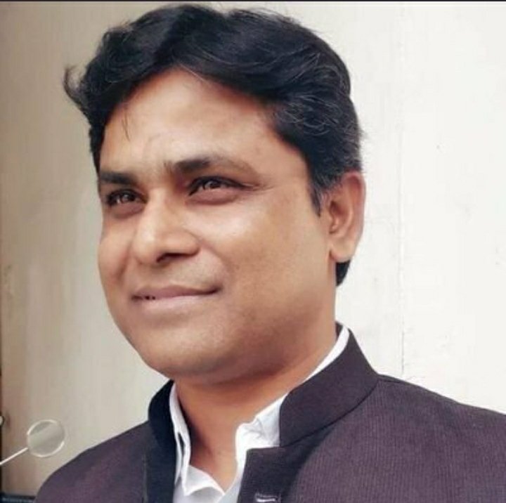 AkbalDubey's tweet photo. बिहार के योग्यताधारीTET उत्तीर्ण शिक्षकों की मुखर आवाज और सकारात्मक राजनीति के शिलापट्ट पर अंकित अक्ष्क्षुण हस्ताक्षर श्री मान @Arunrjd जी को प्राकट्य दिवस की अशेष बधाइयां और अनन्त शुभकामनाएं तथा मंगलकामनाएं।
ईश्वर आपको चिरंजीविता प्रदान करते हुए यशस्वी जीवन की ओर उन्मुख करें। https://t.co/RTiX8U2aCq