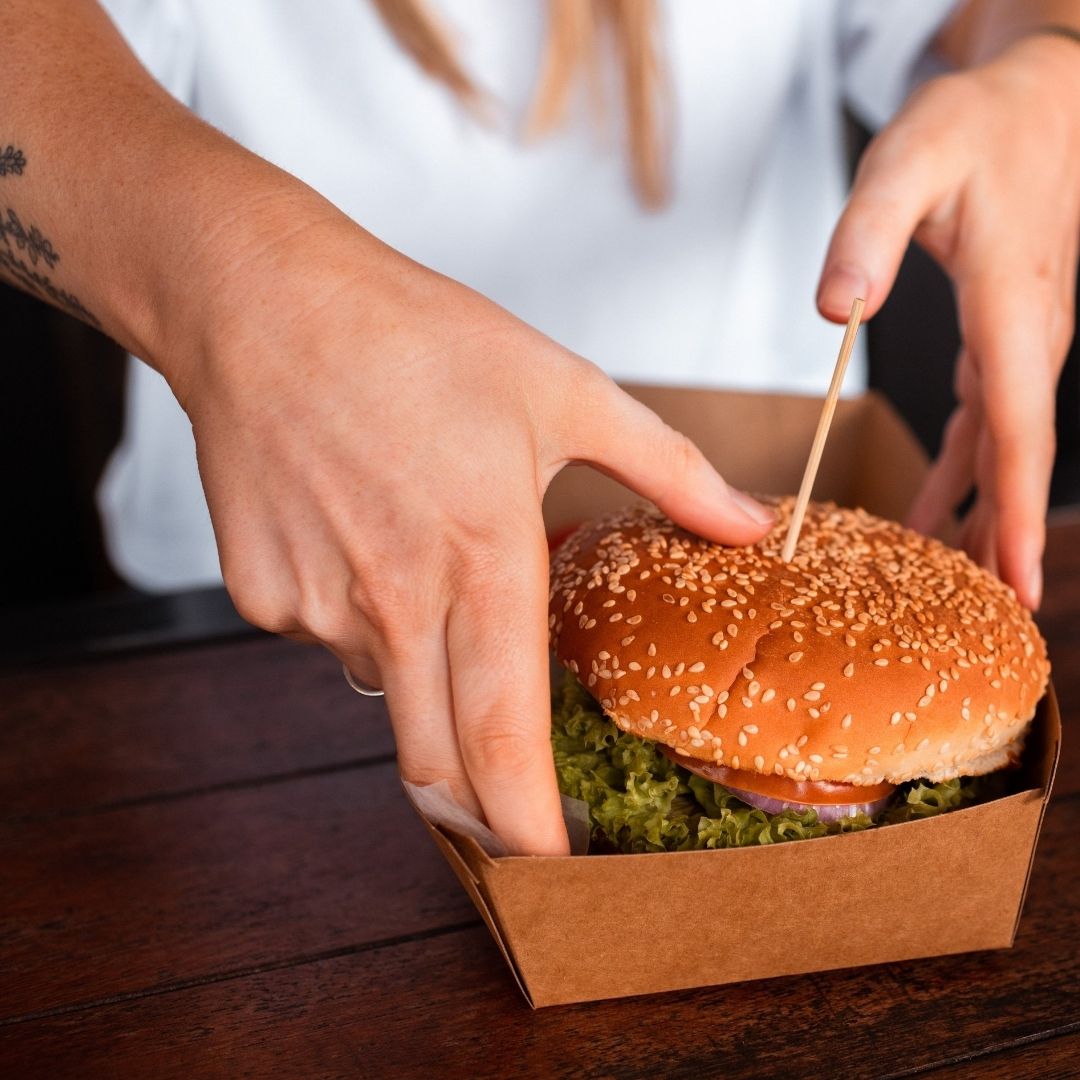 myBWburger's tweet photo. Humpday treats! Nothing like a good burger to satisfy the mid week cravings 🍟🍔
Get stuck in! - https://t.co/coUnIi0Ngw
#BurgerWisconsin #Humpday #Since89 https://t.co/MXeuHyxK82