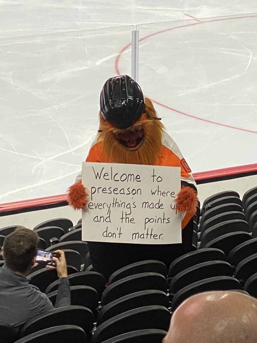 flyersgirl38's tweet image. I think @GrittyNHL said it best… 😂😂 #workingoutthekinks
