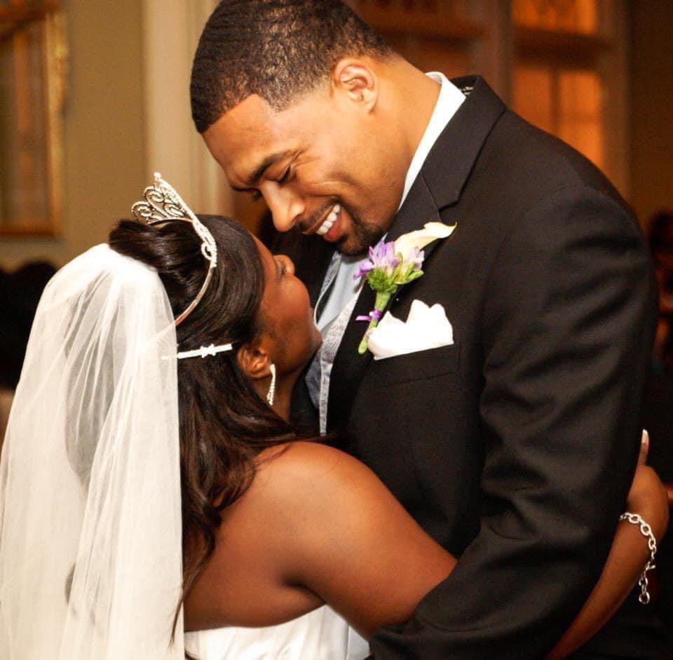 AshlyeV's tweet photo. “Because of you, I laugh a little harder, cry a little less, and smile a lot more.”
Unknown
Happy 9th Anniversary Kobie Wilkerson!
#thewilkersons #thewilkersonway #happyanniversary #anniversary #littlewifebiglife https://t.co/JzcCgGmRJA