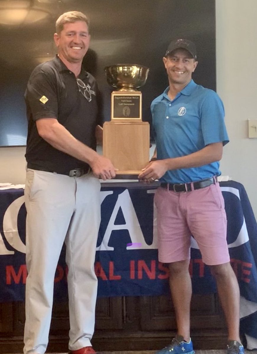 RiderDavey's tweet photo. Great day playing in the annual @Hagyard golf tournament, but absolutely thrilled to win It with fellow team players @Ballysaxsales, @wemracing & Alan Sherman. π π
It was a great turn out & all the winnings were donated back to the thoroughbred aftercare alliance ππ¨#14Under https://t.co/SsslTChpfb