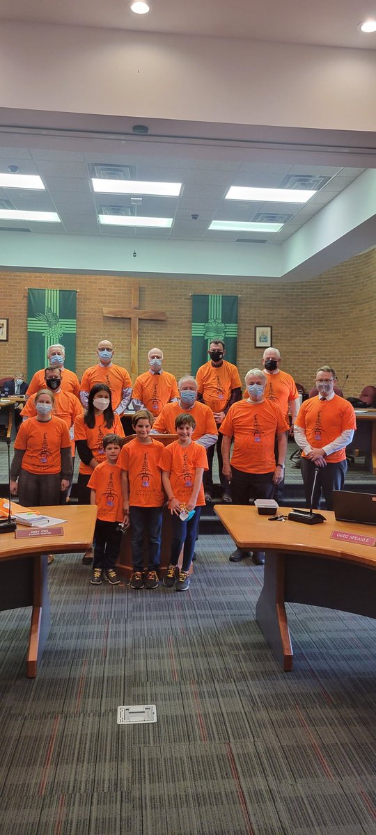 We were #honoured to have Cali and her family in attendance for tonight's #ALCDSB Board Meeting to present Trustees with the wonderful #orangeshirt she designed herself. Thank you Cali! We're blessed to have such amazing students here in the #ALCDSB. #OrangeShirtDay #ALCDSBMYSP