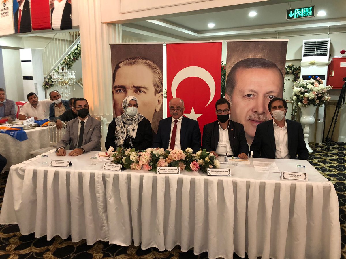 avrecepsencan's tweet photo. Başta Sn.Milletvekillerimiz olmak üzere programımıza katılan İl Başkan Yardımcımız, İl Yönetim Kurulu Üyelerimiz ve özlediğimiz ruhu,enerjiyi biz hissettiren tüm teşkilatıma teşekkür ederim.
@ackilic76 @tulaykaynarca @halisdalkilic @ismet_ozturk @servetyazici @hkmkismiroglu https://t.co/N7Z51mqirW