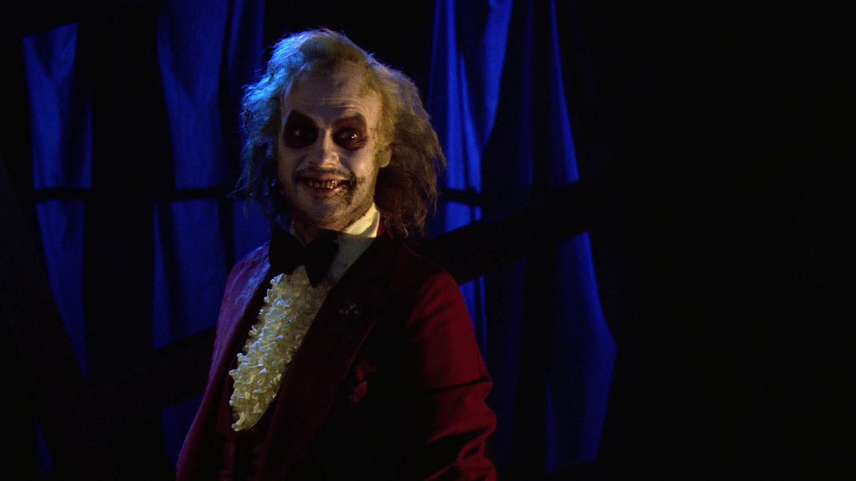 HorrorFlickss's tweet photo. Beetlejuice (1988) https://t.co/YNAdcF0gfR