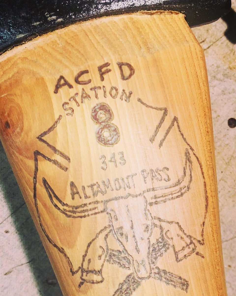 alcofirefighter's tweet photo. Station Pride. ๐บ๐ธ #woodenladders #engine8 #WEARE55 @AlamedaCoFire https://t.co/kRHgv4bolH