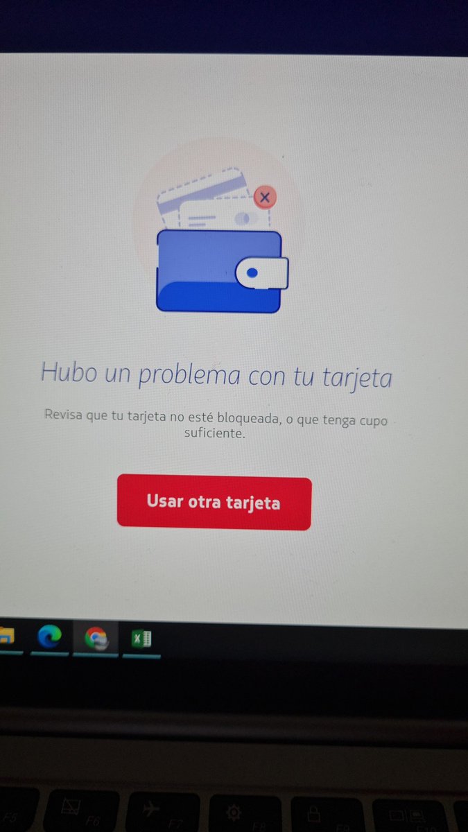 valewaall02's tweet photo. @LATAM_CHI estamos tratando de comprar hace bastante rato y  o nos deja hacer la transacción, sale este mensaje y nadie responde por el teléfono.
Alguna solución? https://t.co/u0UoqyNox1