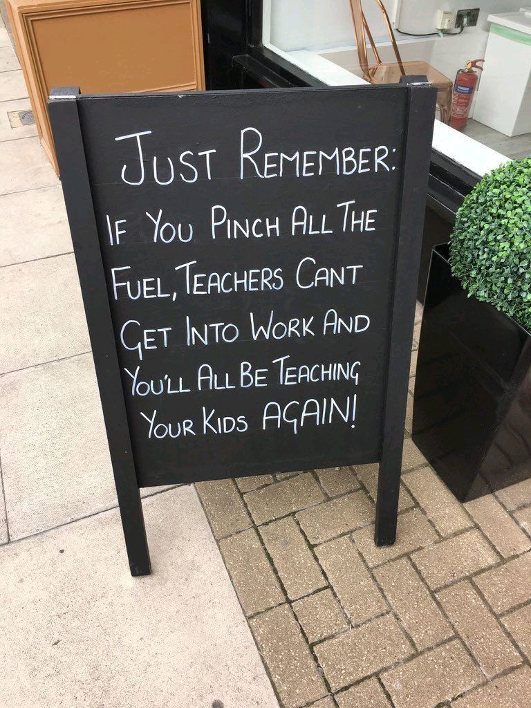 sarkywench's tweet image. Saw this, laughed and then got a little bit 😱 scared at the prospect! #fuelshortages #fuelcrisis