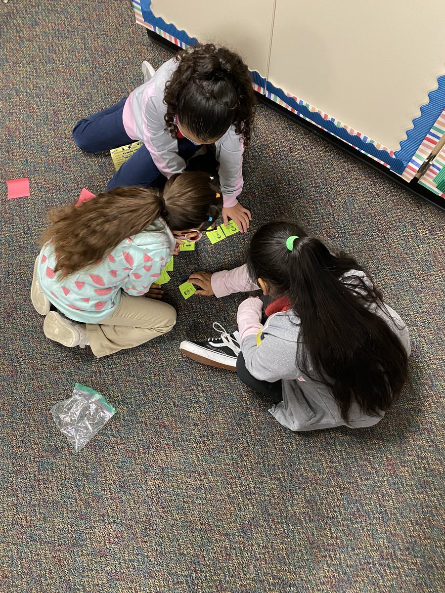 Adriana Caniz tweet media