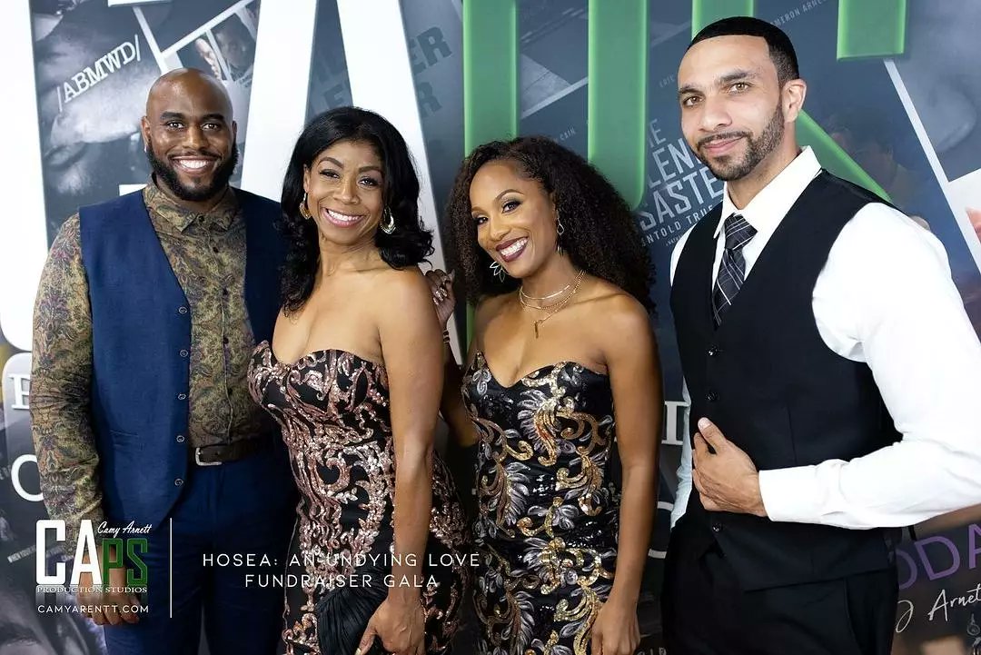 CameronArnettActor tweet media