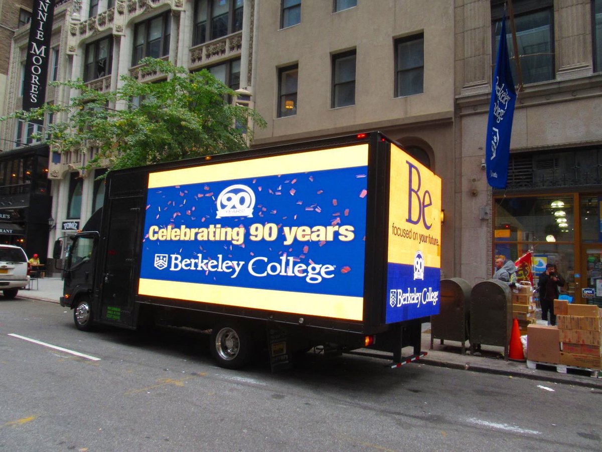 BerkeleyCollege's tweet photo. Celebrating Spirit Week at our #NYC campus! Thank you to @iheartradio and @power1051 🎶🎶🎶 #90yearsofberkeley https://t.co/pVJtLrrY9H