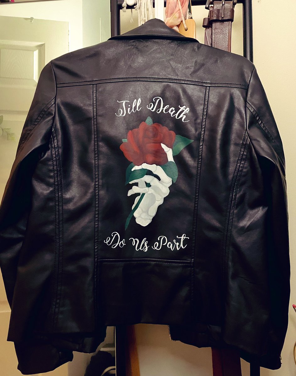 Figured out how to paint on leather this week  for this custom jacket! 🌹