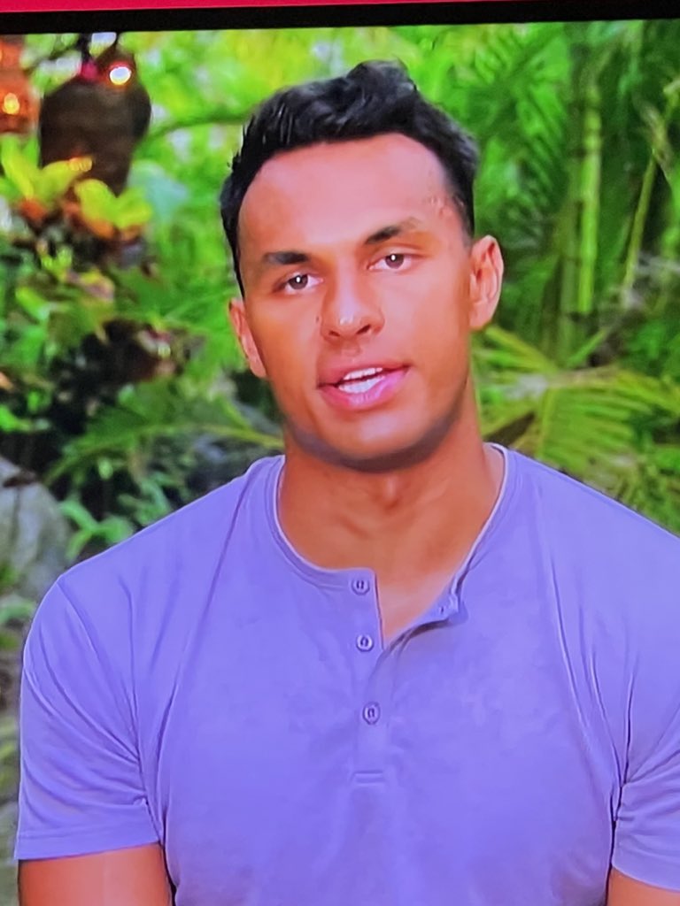 timmay2213's tweet photo. Most secure insecure guy in America bachelor nation  #BachelorInParadise https://t.co/i8vL5no6xv