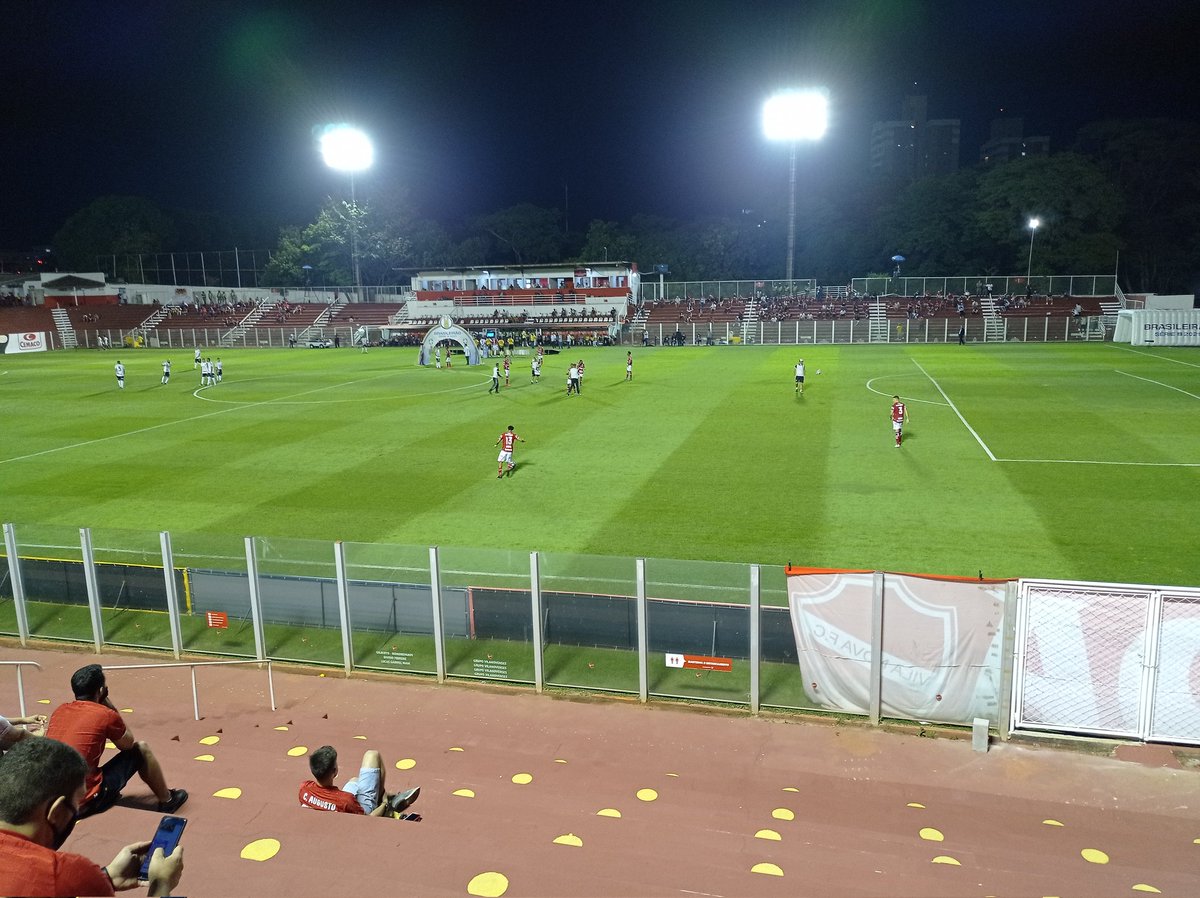 #SérieB🏆| ¡COMIENZA EL PARTIDO!

Vila Nova y Operário ya se encuentran disputando su partido por la fecha 27 del torneo.