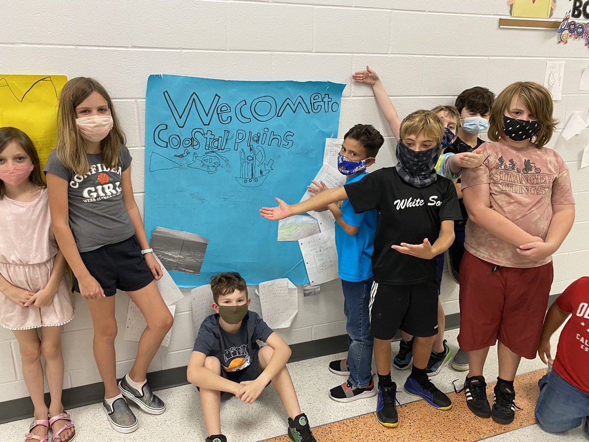 Lindsay Davis tweet media