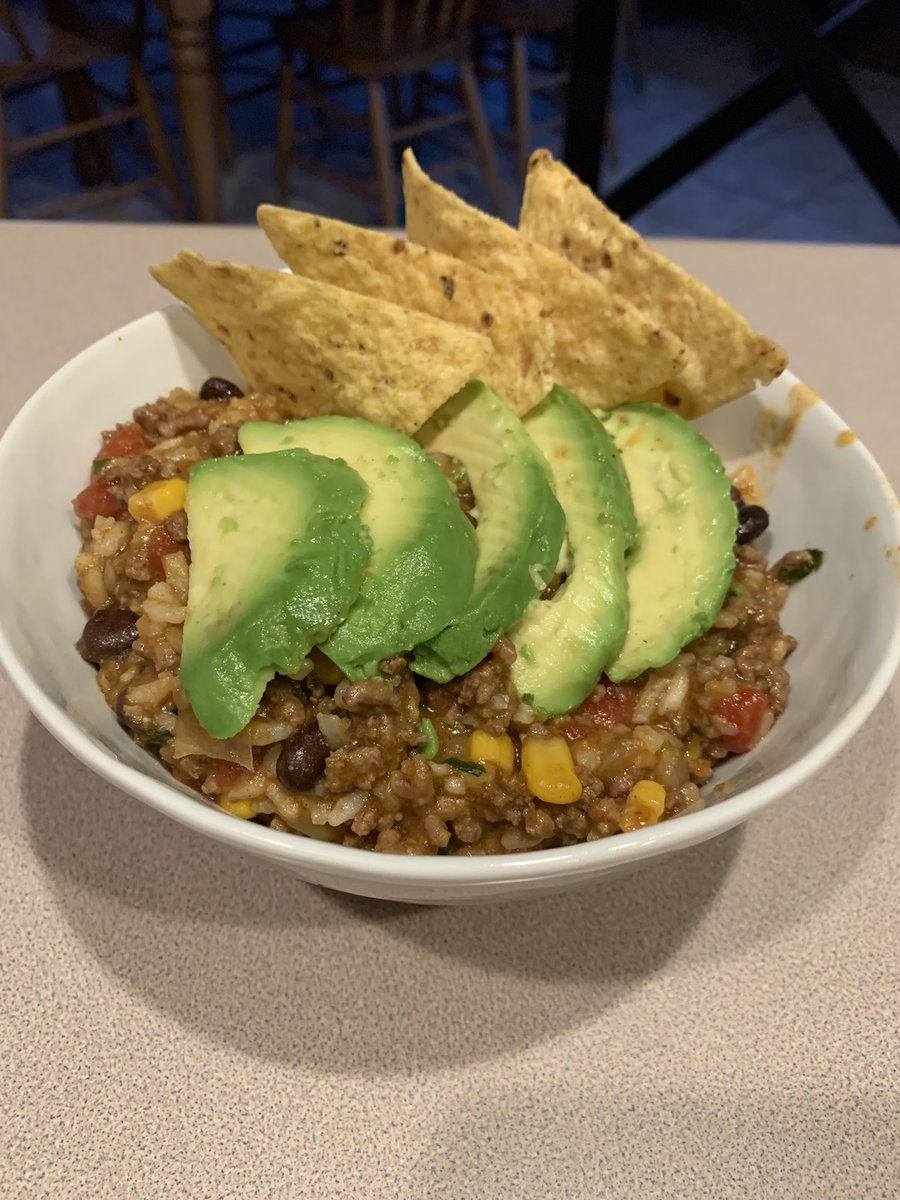 barberdmier's tweet photo. Ok @w_white18 I’m joining you with this eating healthy journey. Hearing you talk about ground beef and veggies made me make this for dinner. #mexicanfood #HealthyEating #nomorefastfood https://t.co/9UWmSWVx5p