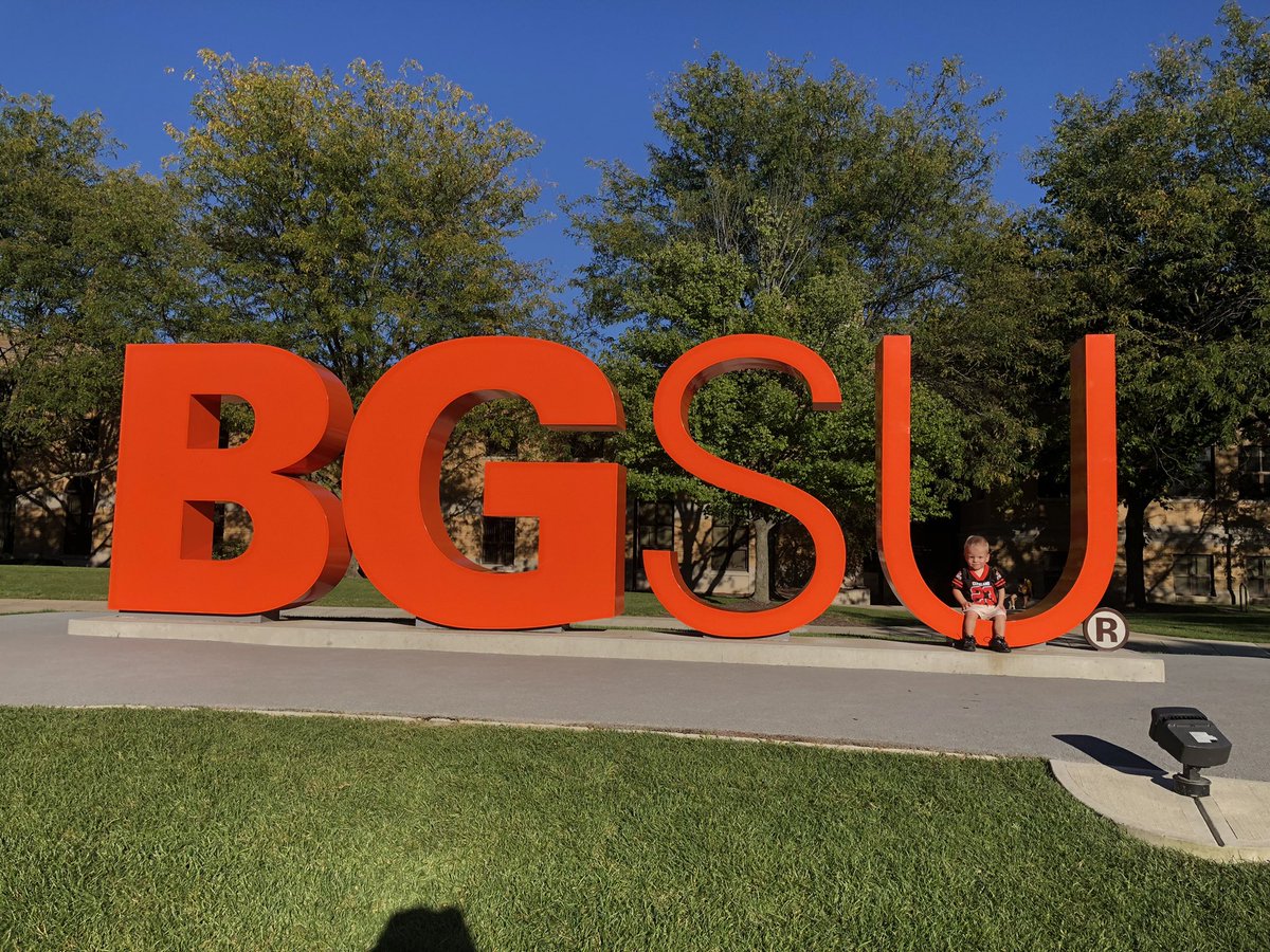 MrFischer17's tweet photo. Little man, big campus. @bgsu https://t.co/3HsQAe8tbz