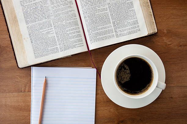 SarahLynneCR's tweet photo. Do you want to remember God's Word better? Try this simple practice I've used to grow my faith. #spiritualgrowth #writeoutscripture #biblestudy Learn more: https://t.co/1JvSU55omD via @SarahGeringer https://t.co/w3aoj5qYRs
