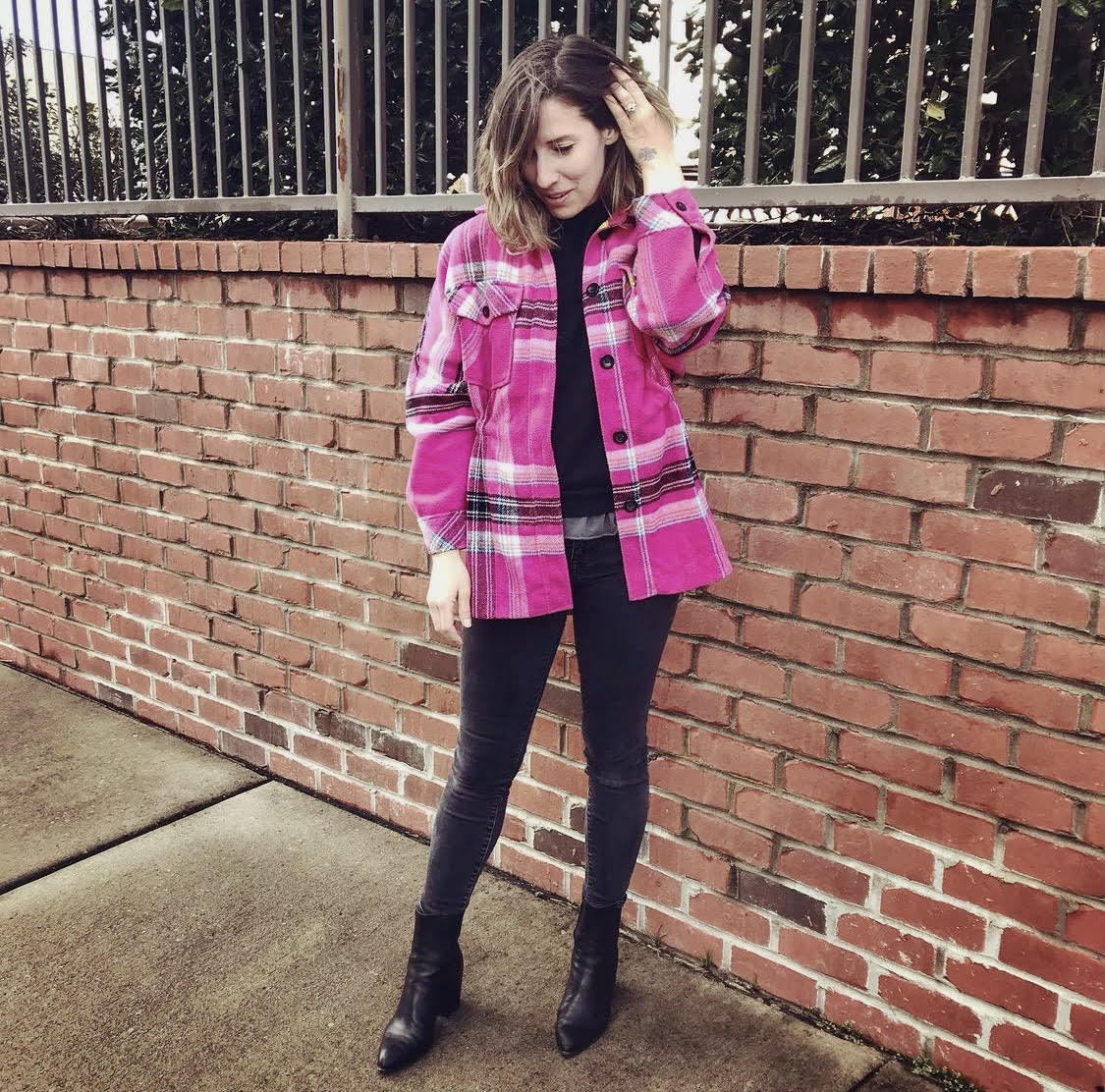 When in doubt, layer, layer, layer. Especially if the layers are pink 😏 It's almost  tiiiiime 🌬️ 🍂 🍁  #secondhandoutfit #secondhandlove #secondhandstyling #secondhandstyle