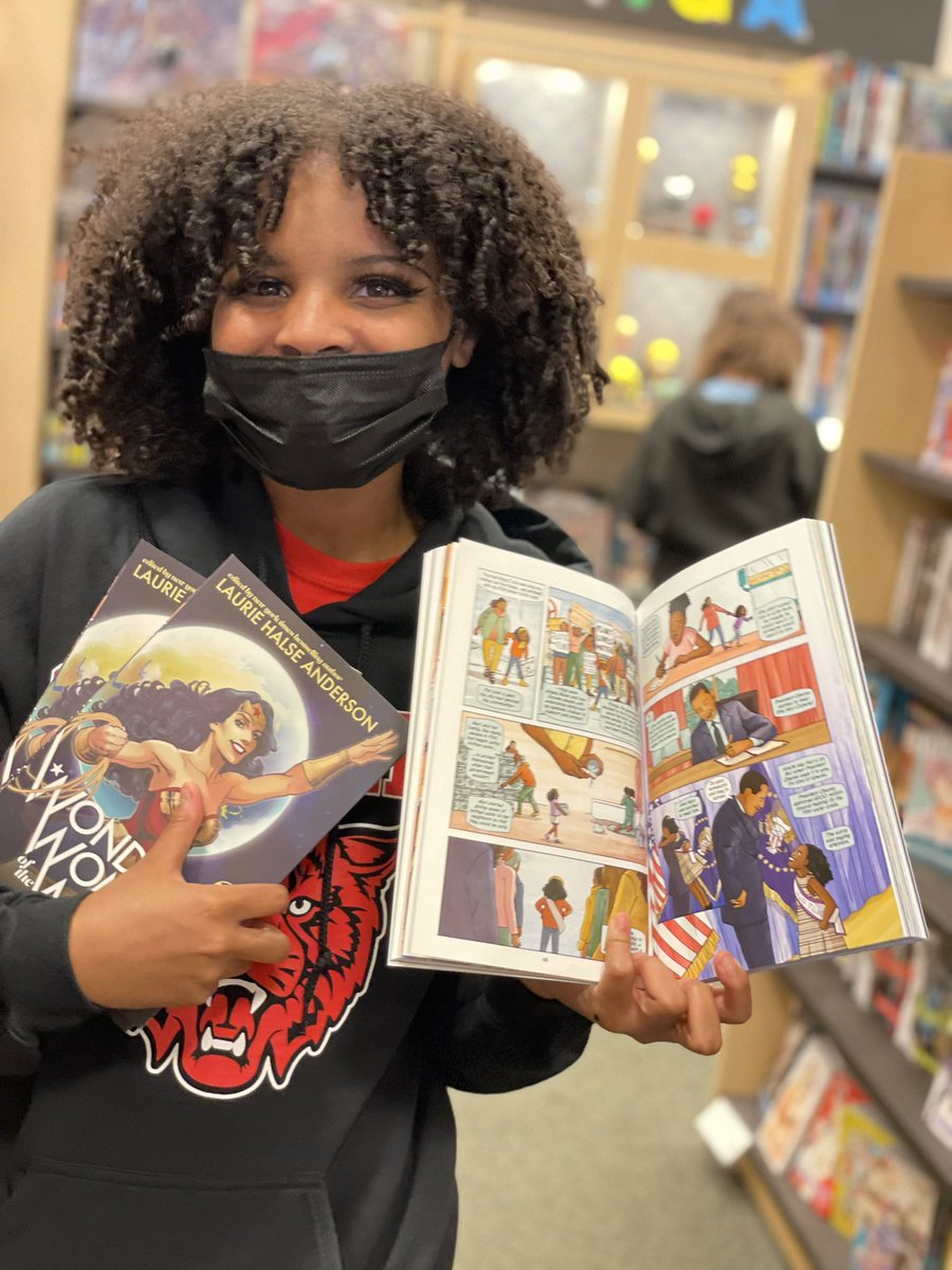 Today I joined the DC family. They turned my story into a comic🥺

Wonderful Women of the World, on shelves everywhere today.