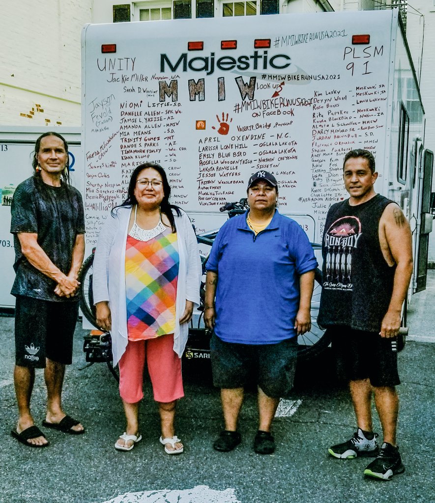 vicequeenmaria's tweet photo. Came across @ThankaVeteran &amp; support team at the #WashingtonDC end of a cross-continent journey for #mmiwbikerunusa2021 #mmwi stands for 'missing &amp; murdered indigenous women' over 300 names on the van #MissingPerson @DrBiden @SecDebHaaland https://t.co/G3SJWp3ecj