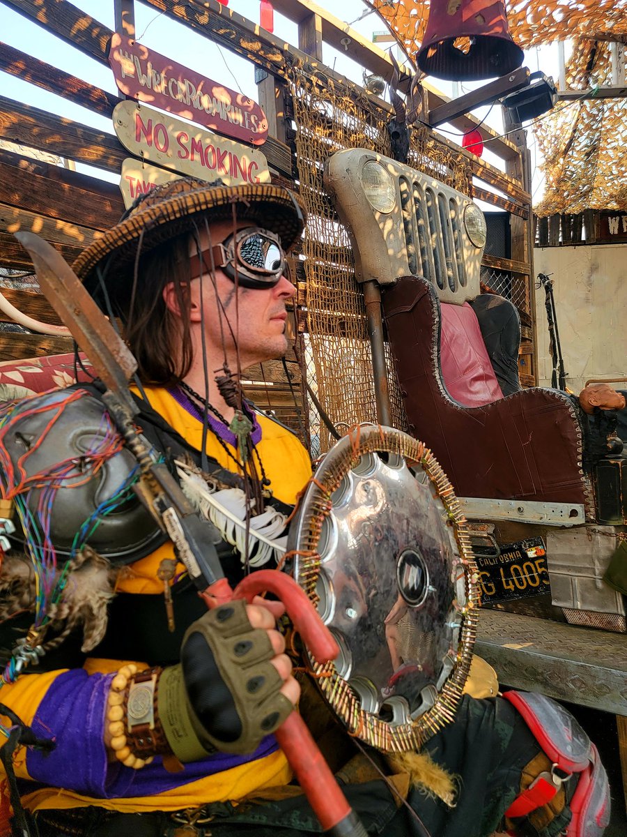 1NikkiOnly's tweet photo. Some shots from #WastelandWeekend ... a fanciful apocalypse where we didn't all have to keep working our jobs as society crumbled around us. #TwitterNeedsEdit https://t.co/AhMVjkMbaA