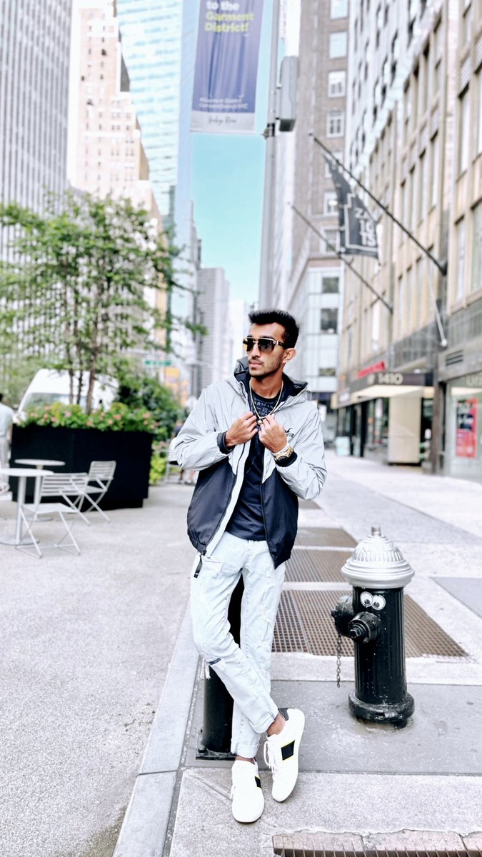 TirthPatel08's tweet photo. #OOTD https://t.co/gfJpyaDNpZ