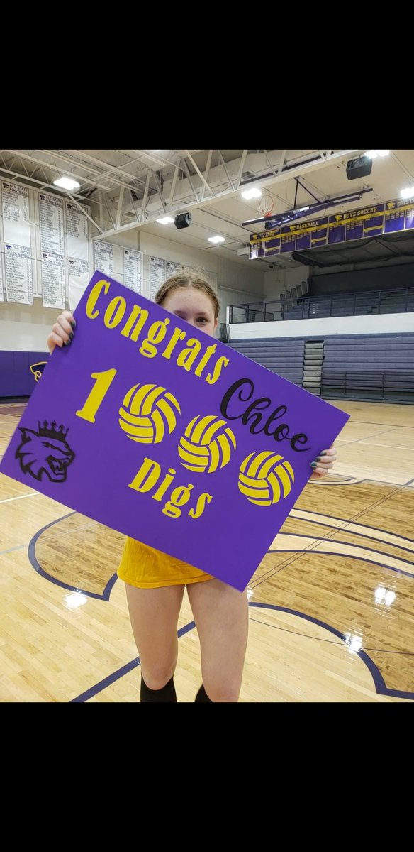 Congrats <a href="/kaminski_chloe/">Chloe Kaminski</a> on 1000 career digs for <a href="/BSHSVolleyball/">BSHS Volleyball</a> #hardworkpaysoff #proudmom