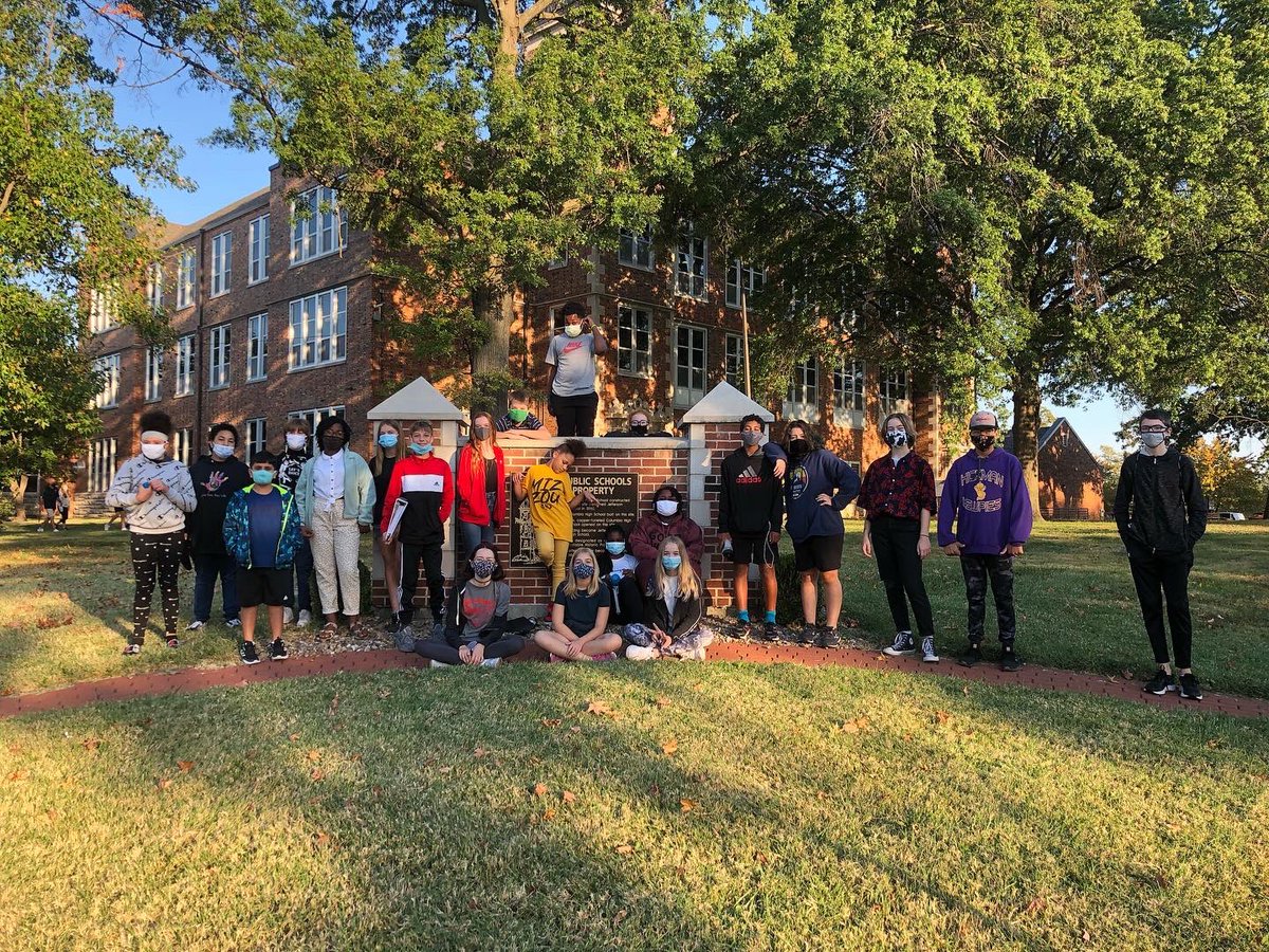showell221's tweet photo. Today the Modern Art: Murals STEAM class took their first community field trip. Students were very excited to see a variety of styles of art within walking distance. We ended our trip at @cafeberlin to see the local artist Adrienne Luther’s window mural! #cpsbest @jmscyclones https://t.co/EnEZhBmBj1