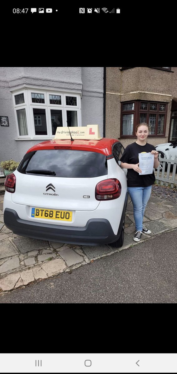 DrivingHavering's tweet photo. Amy also passed yesterday at Hornchurch with instructor Steve.   We'll done Amy.  Fantastic drive https://t.co/60uNZGZ6tJ