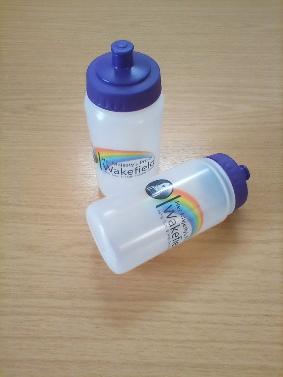 #HiddenHeroesDay This morning the Governor and members of the SMT greeted staff at the gate and gave all our #HiddenHeroes one of these splendid water bottles as a token of our appreciation for what they do 24/7/365. There are prizes to come and presentations to be made too.