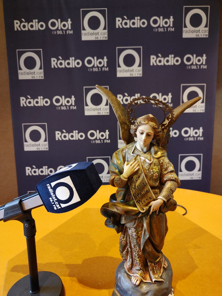 JOAN SOLER SERAROLS (@soler63) on Twitter photo Avui, Sant Gabriel, patró de la #radio. Felicitats a tots els que hi treballem o col·laborem <a href="/Radiolot/">Ràdio Olot</a> <a href="/periodistes_cat/">Col·legi de Periodistes de Catalunya</a> Avui, Sant Gabriel, patró de la #radio. Felicitats a tots els que hi treballem o col·laborem <a href="/Radiolot/">Ràdio Olot</a> <a href="/periodistes_cat/">Col·legi de Periodistes de Catalunya</a>