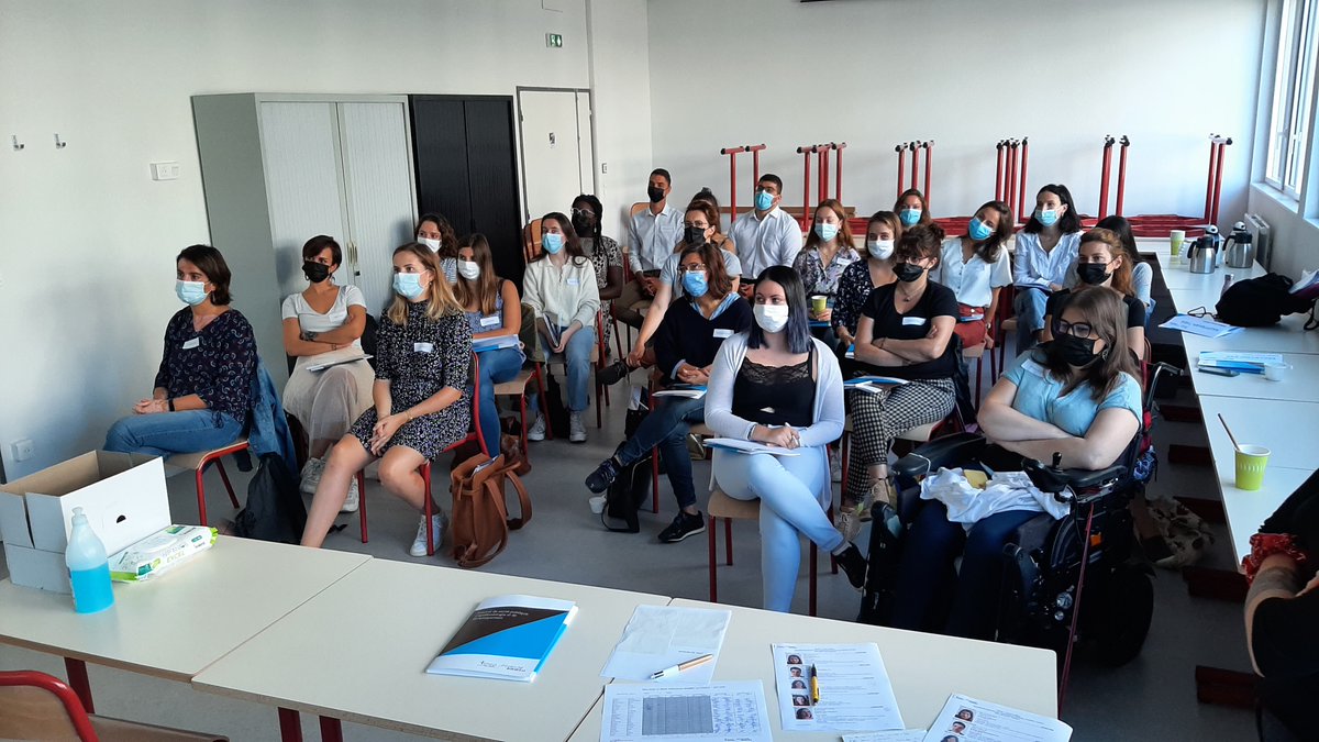 Isped_Bordeaux's tweet photo. [#rentrée]
La #rentrée n'est pas terminée à l'Isped !
Ce sont les #Master2  #MOMMS classique qui sont arrivés le jeudi 23 septembre. 
Bonne rentrée et bonne année à eux ! https://t.co/drp2Cal1Xz