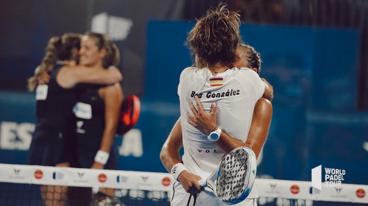 martita_ortega's tweet photo. Bea y yo estamos de vuelta🚀🙌🏽 y con más ganas q nunca de competir al máximo nivel,dejarnos todo en pista! Sabemos d lo q somos capaces juntas,esa será nuestra motivación cada partido!Trabajaremos para estar al nivel!!💪🏽
Vamoosss @beaglez_padel 🔥

Gracias x los msj de apoyo💘 https://t.co/v0h3b9pROl