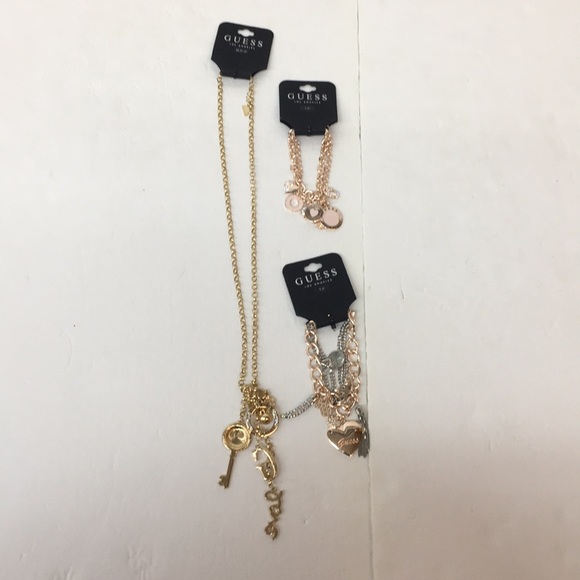 So good I had to share! Check out all the items I'm loving on <a href="/Poshmarkapp/">Poshmark</a> #poshmark #fashion #style #shopmycloset #thirtyone #hobbylobby #guess: posh.mk/NeeNaj7nWjb