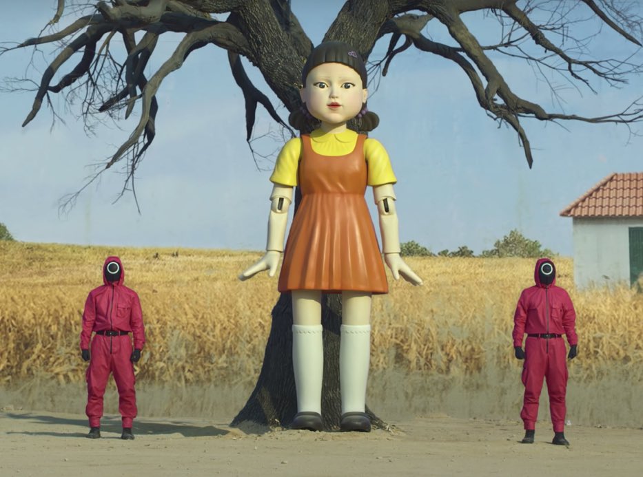 Taylor: say you’ll remember me standing in a nice dress staring at the sunset babe