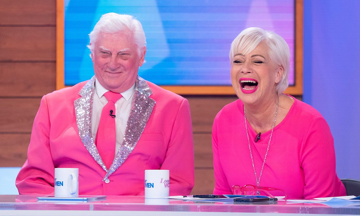 Denise Welch tweet media