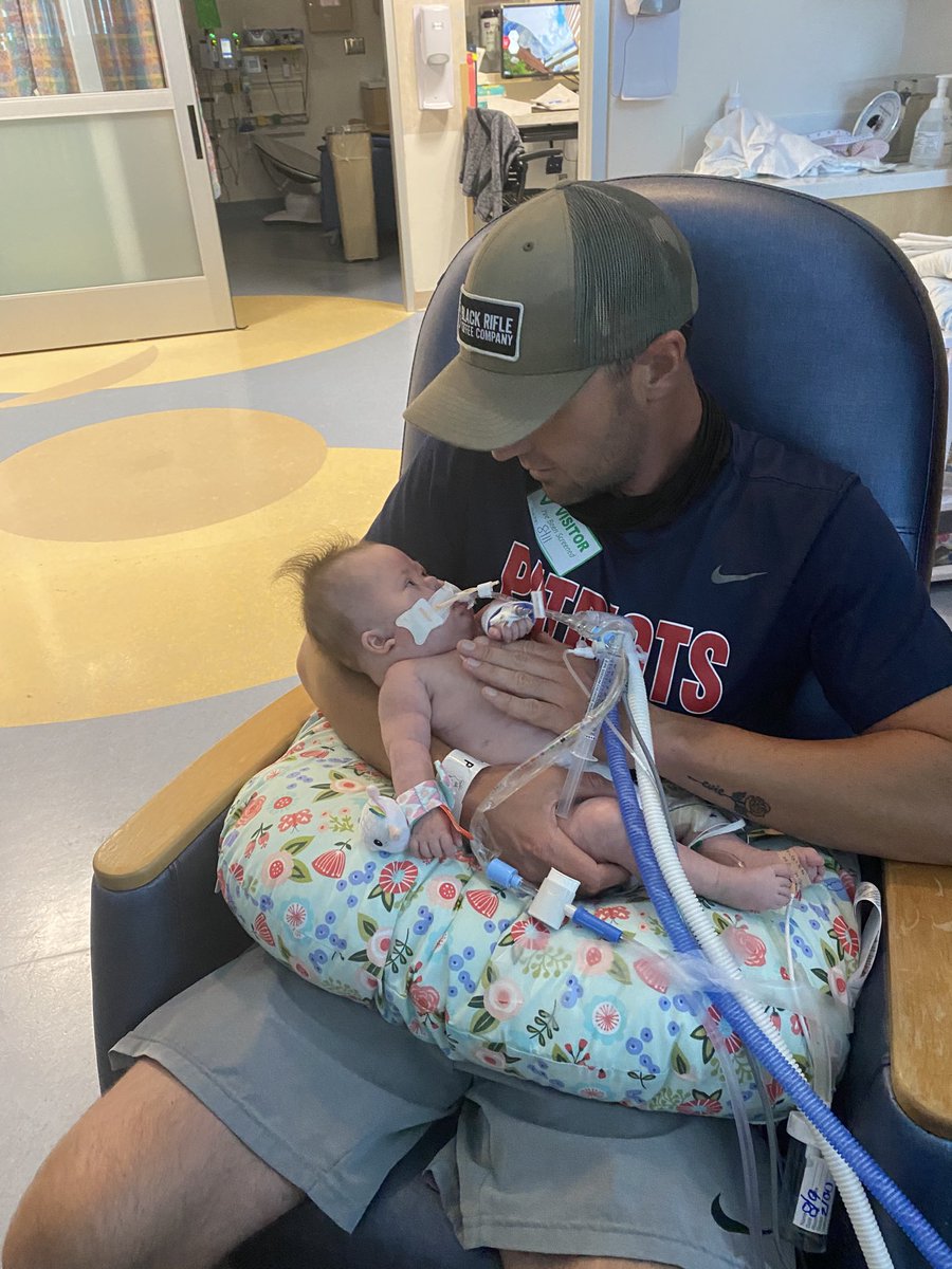 joshorrick1022's tweet photo. God doesn’t let his angels stay to long on earth. I’ll see you soon Evie Rose. Please pray for us 🙏🏻 https://t.co/tpAl5EGCbK
