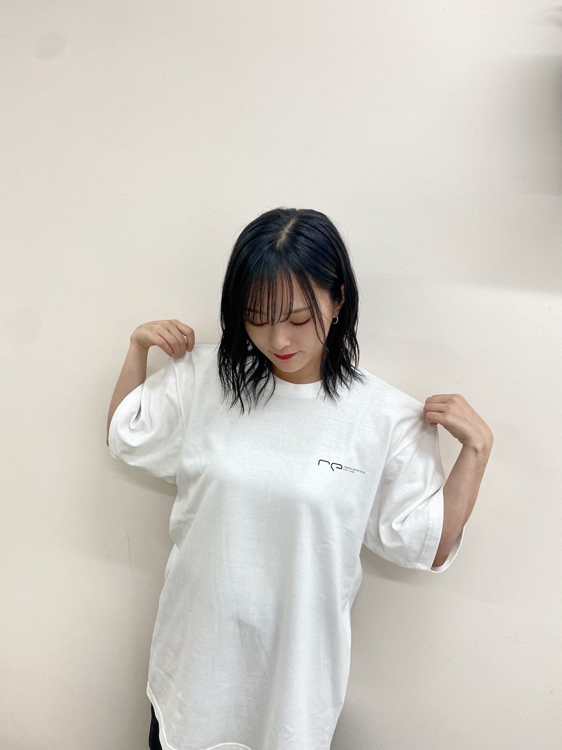 最大5万円OFFクーポン! 山本彩 Cue 2021 Tシャツ(ホワイト) Mサイズ