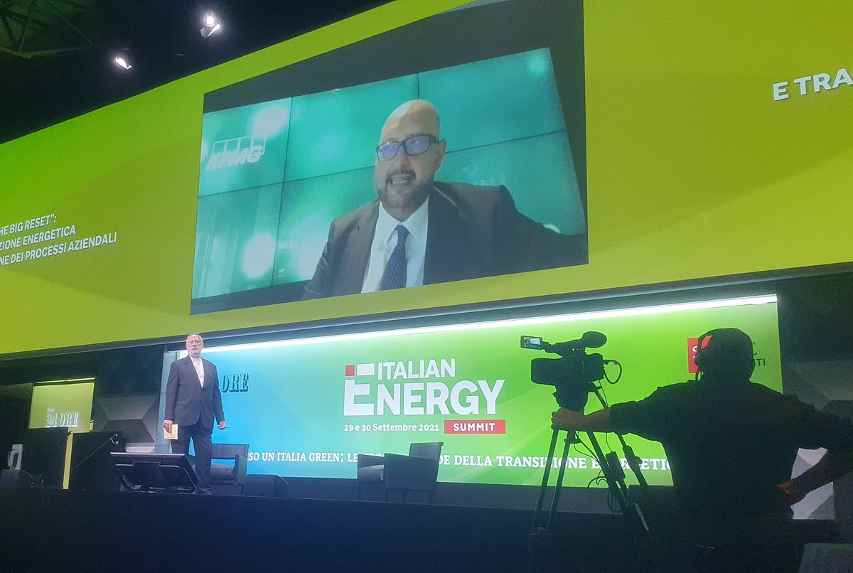 Al via l'#ItalianEnergySummit del @sole24ore. Sul palco il super collega @jacopogiliberto e #FrancescoGagliardi di @KPMG_Italy sulle sfide dell'#energytransition @24Eventi #IES2021 #energia #transizionegreen #decarbonizzazione